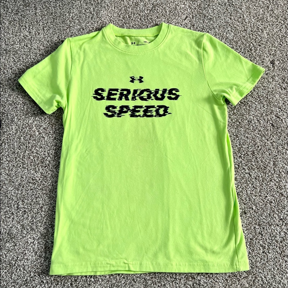 Under Armour boys T-shirt